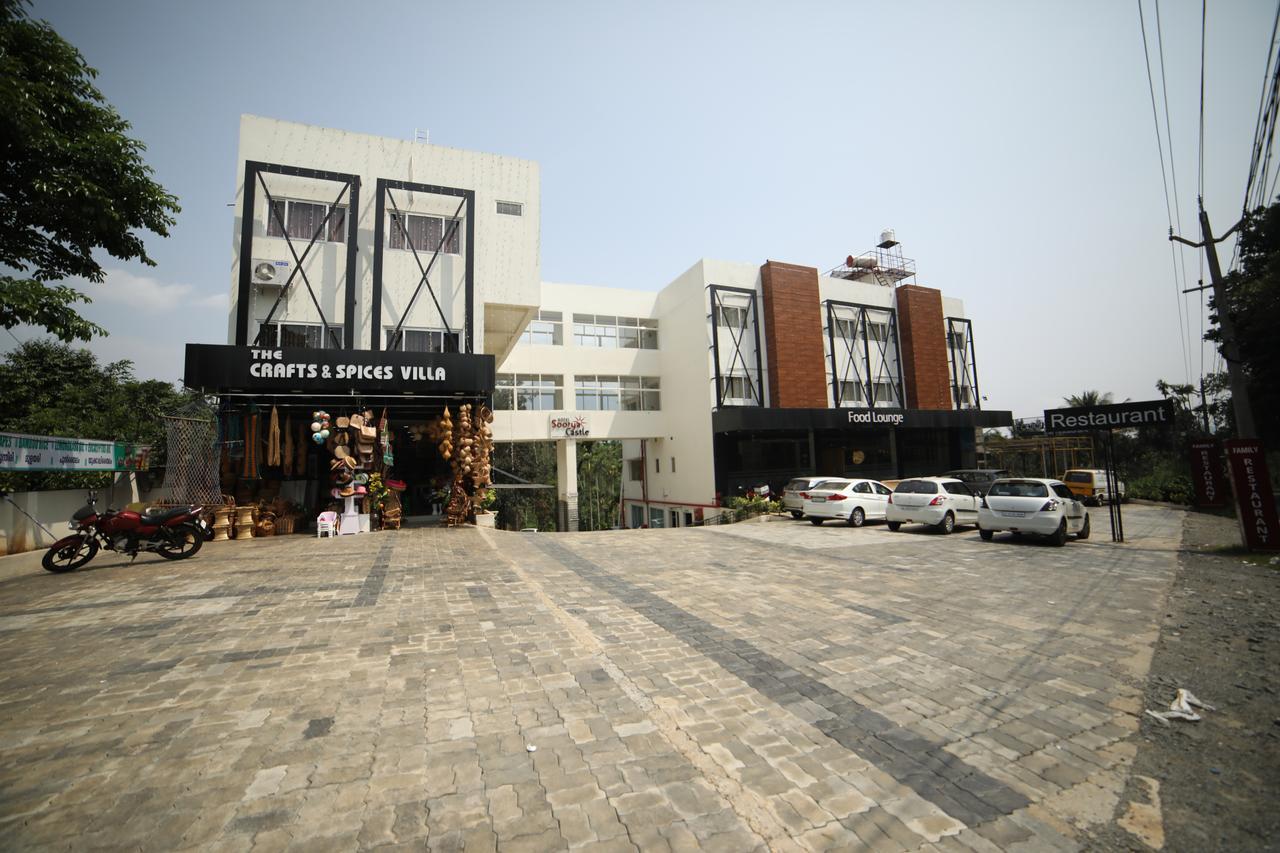 וואיאנאד Hotel Soorya Castle מראה חיצוני תמונה
